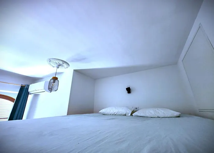 Big Flat - Le Cala - Hypercentre - 4 Chambres, 13 Personnes, Proche Plage Gare Et Parking, Wifi, Air Conditioning L Groupe L Business L Famille