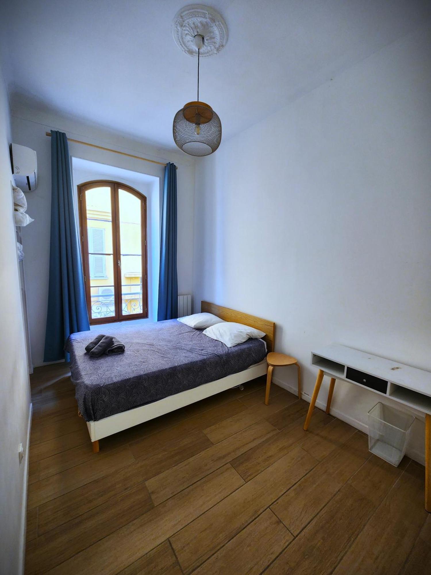 Big Flat - Le Cala - Hypercentre - 4 Chambres, 13 Personnes, Proche Gare Et Parking, Wifi, Air Conditioning L Groupe L Business L Famille Apartment *