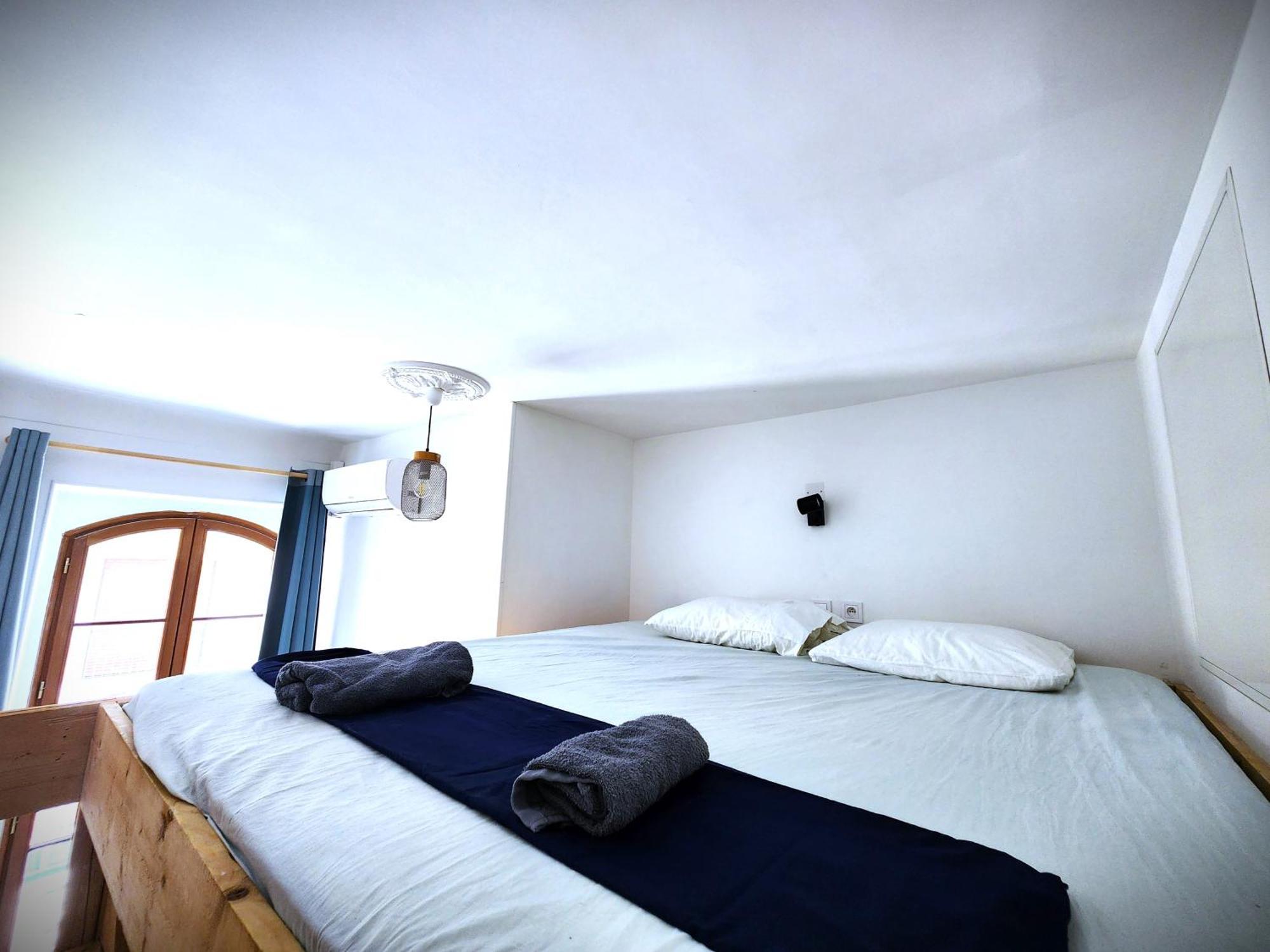 Big Flat - Le Cala - Hypercentre - 4 Chambres, 13 Personnes, Proche Gare Et Parking, Wifi, Air Conditioning L Groupe L Business L Famille Apartamento *